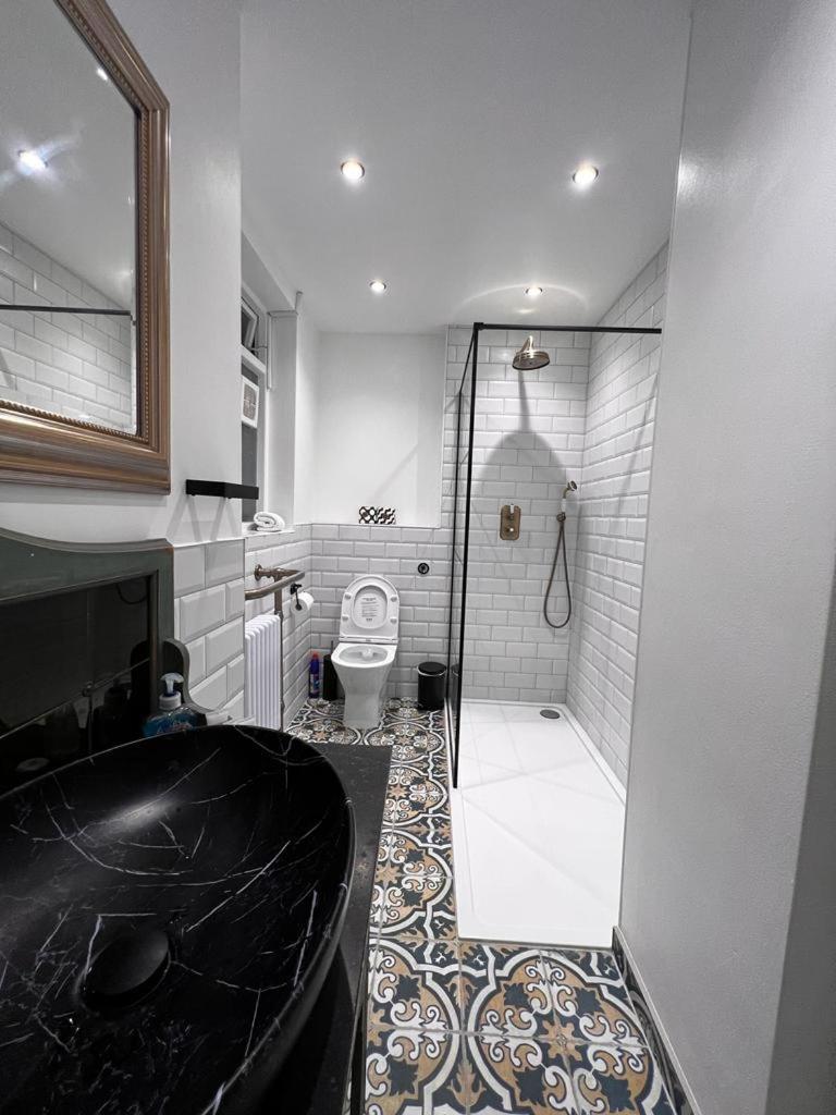 Earl'S Court Luxe Apartment London Ngoại thất bức ảnh