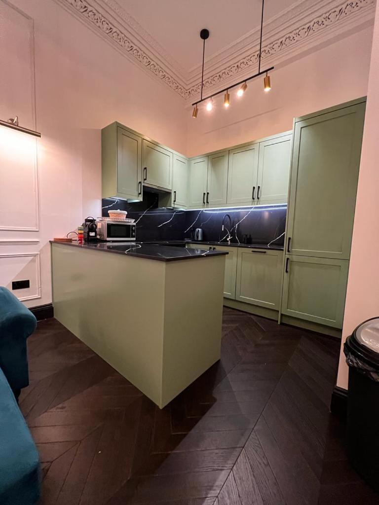 Earl'S Court Luxe Apartment London Ngoại thất bức ảnh